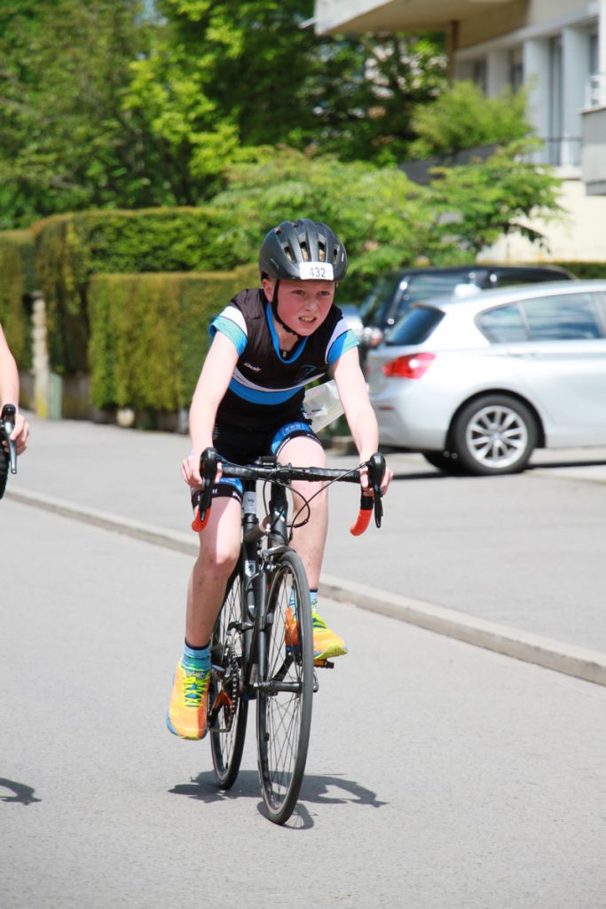 Photographie sportive triathlon Thionville duathlon enfants vélo