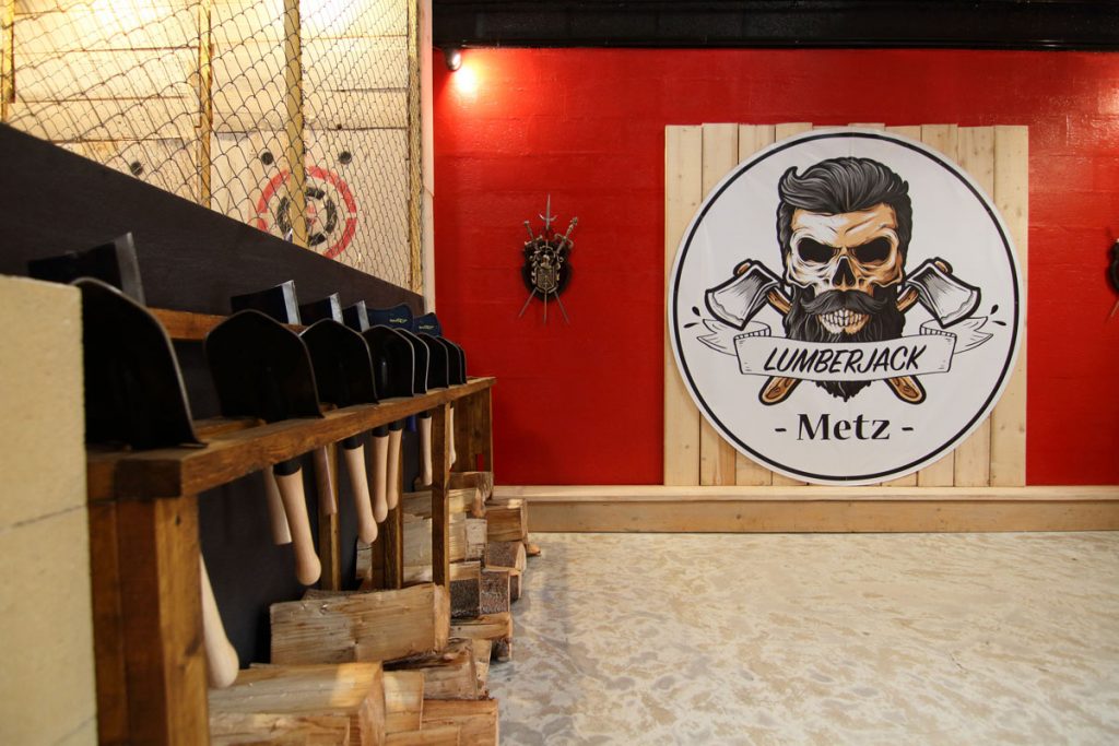 Espace Accueil Pelles Lumberjack – Lancer de haches et shuriken Metz