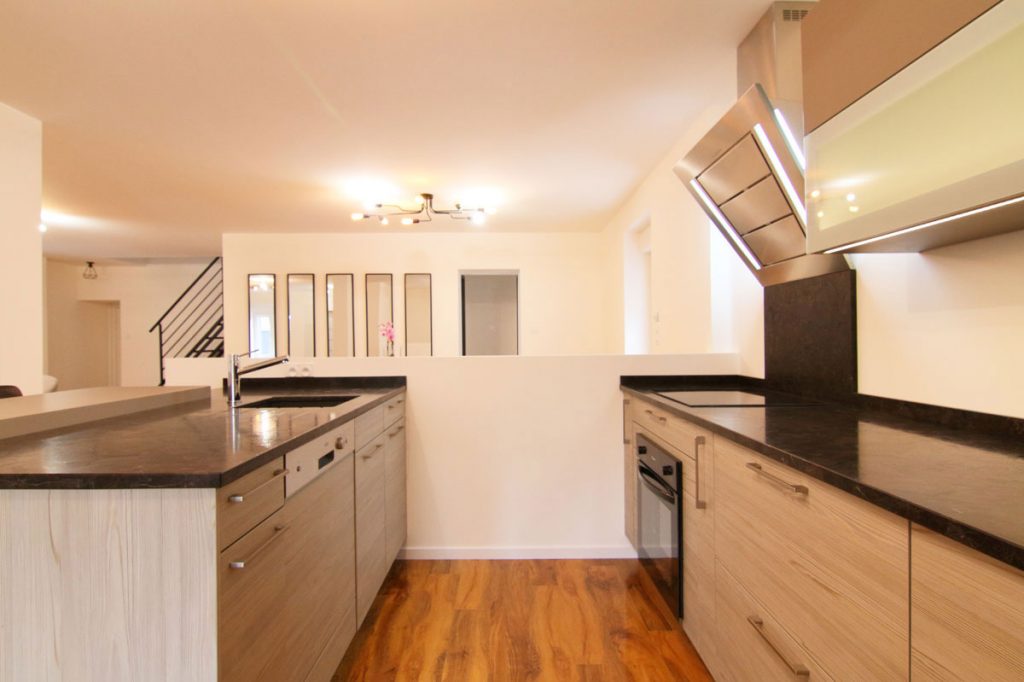 Photographie immobilière cuisine ouverte maison Thionville