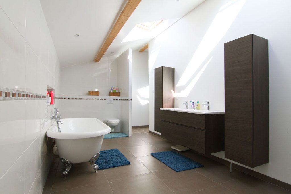 Photographie immobilière salle de bain maison Yutz